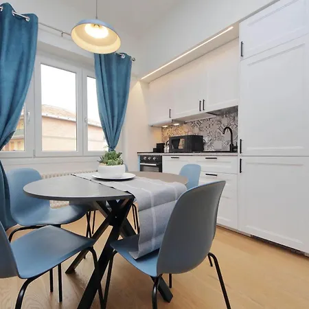 Spacious And Cozy Near Metro A *