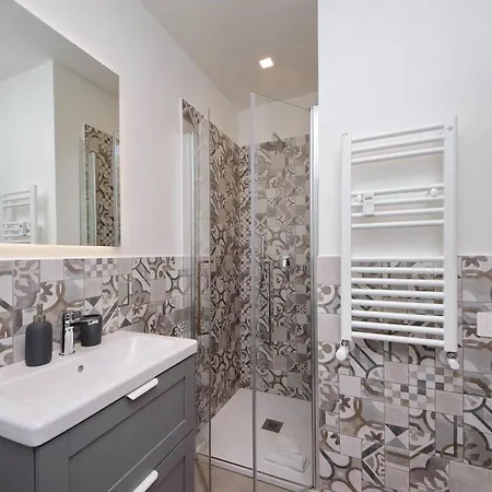 Spacious And Cozy Near Metro A 罗马