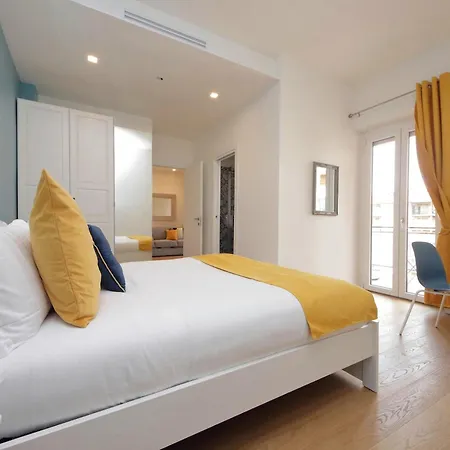 Spacious And Cozy Near Metro A 公寓